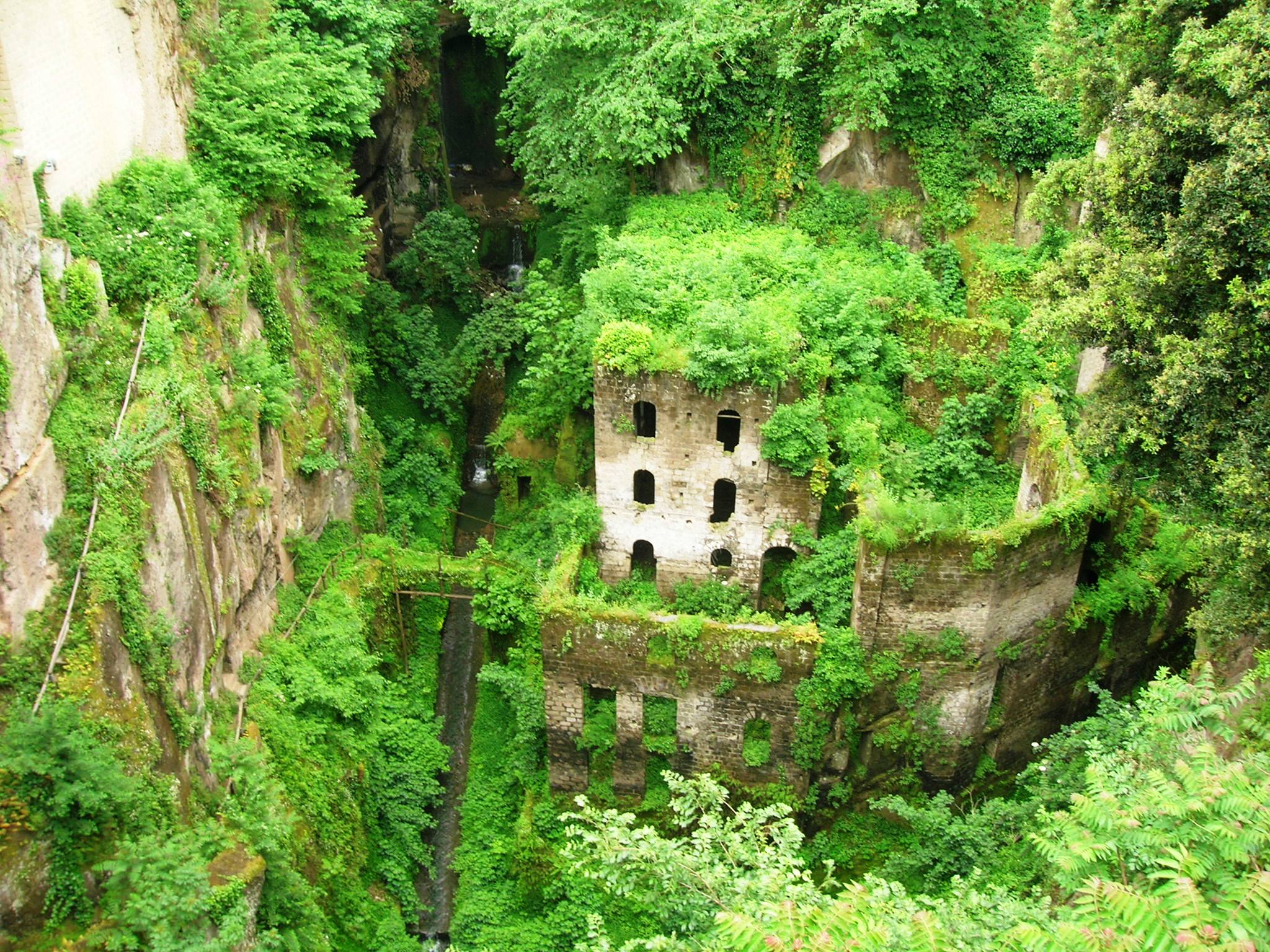 Il Vallone dei Mulini di Sorrento: storia e origini