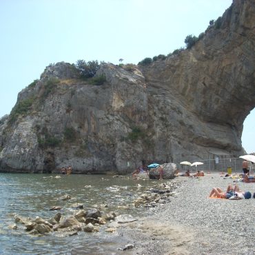 Le più belle spiagge e grotte di Palinuro